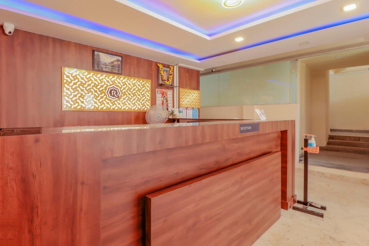 Oyo Flagship 80044 Royal Wood Deluxe Bangalore Eksteriør billede