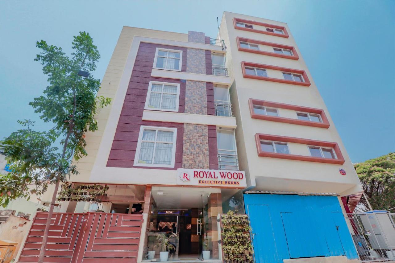 Oyo Flagship 80044 Royal Wood Deluxe Bangalore Eksteriør billede