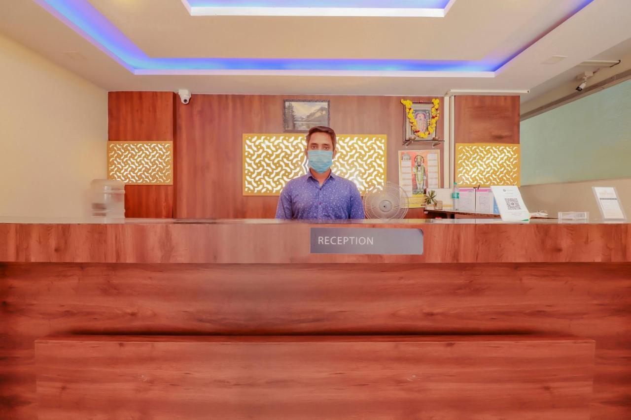 Oyo Flagship 80044 Royal Wood Deluxe Bangalore Eksteriør billede
