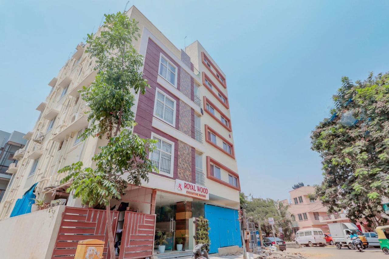 Oyo Flagship 80044 Royal Wood Deluxe Bangalore Eksteriør billede